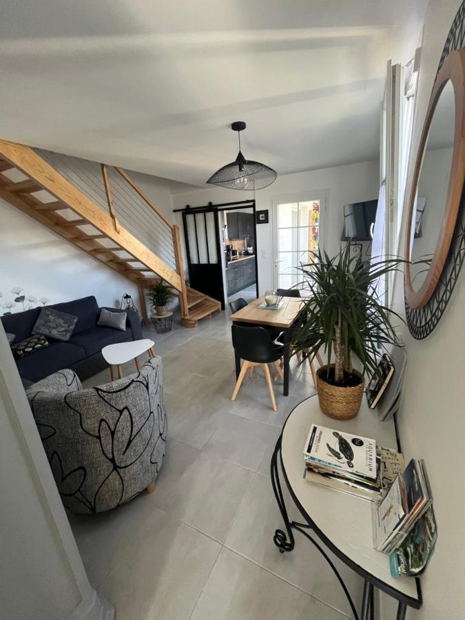 Maison Chaleureuse Avec Terrasse Privative Proche De La Gare Et Du Centre-Ville Rochefort  Eksteriør bilde