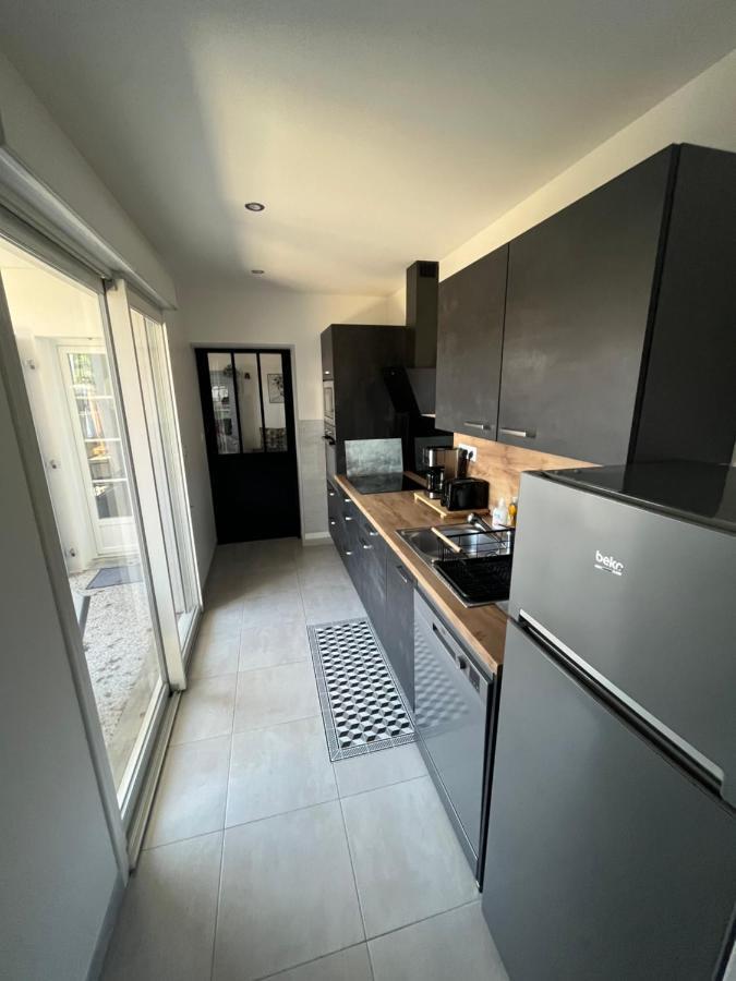 Maison Chaleureuse Avec Terrasse Privative Proche De La Gare Et Du Centre-Ville Rochefort  Eksteriør bilde