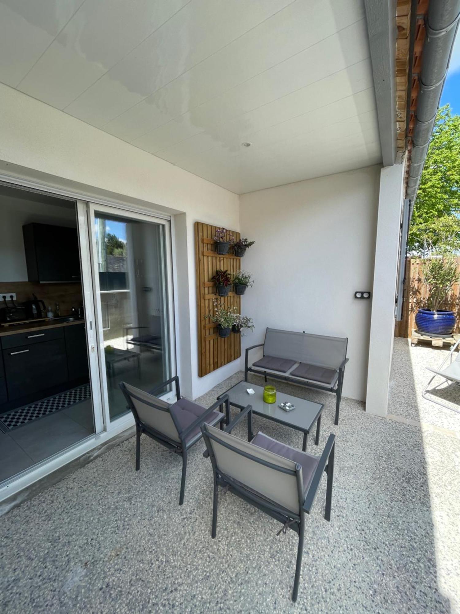 Maison Chaleureuse Avec Terrasse Privative Proche De La Gare Et Du Centre-Ville Rochefort  Eksteriør bilde